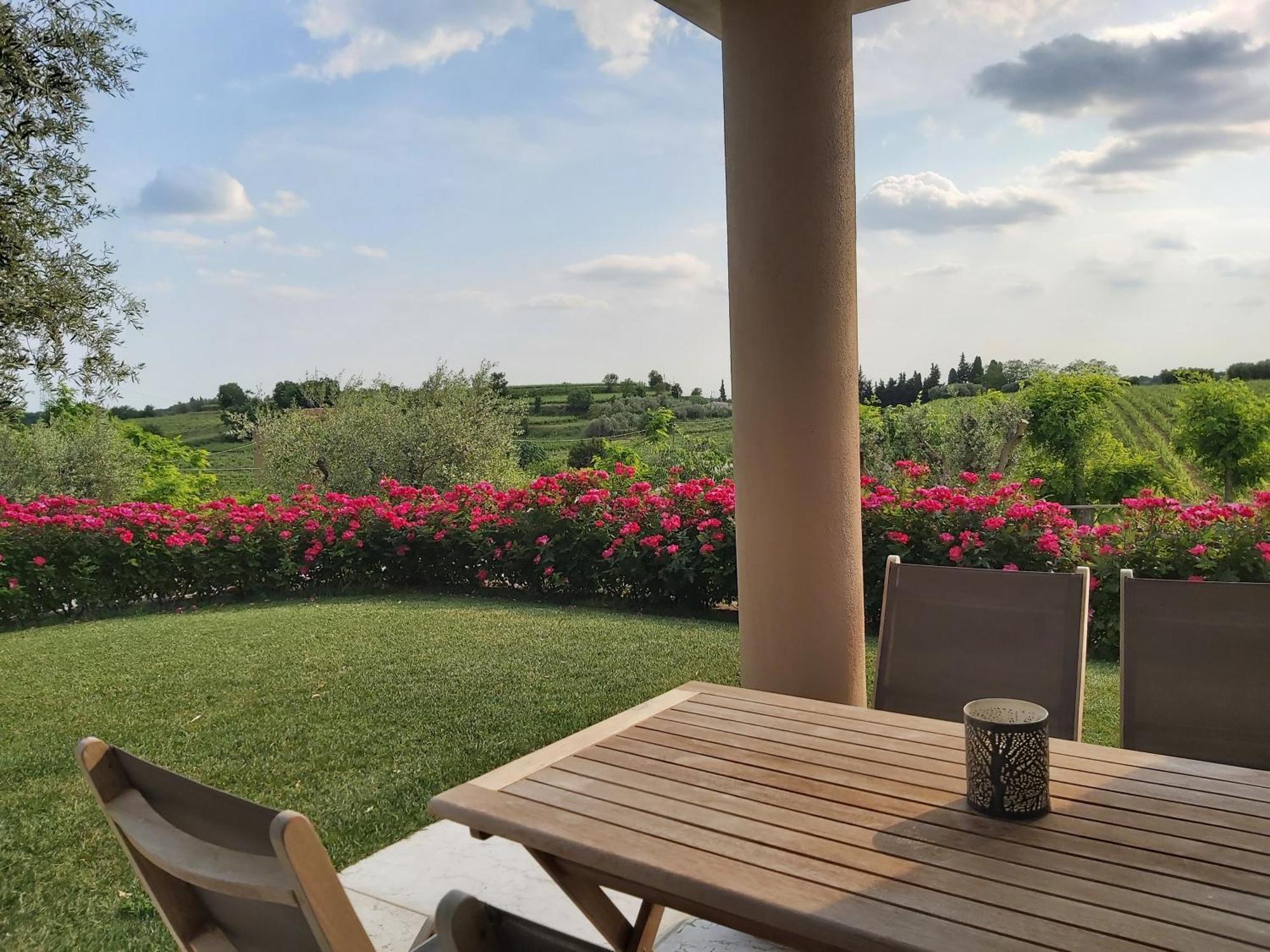 Villa Poggio Бардолино Стая снимка